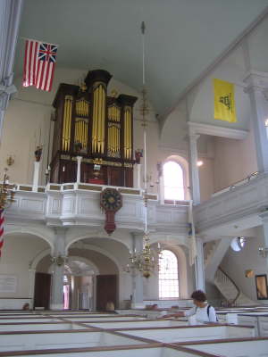 E 175
